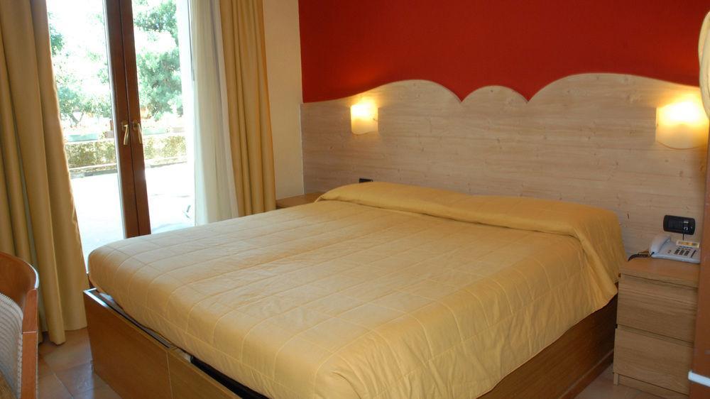 Hotel Bellavista Ponte Di Legno Eksteriør bilde